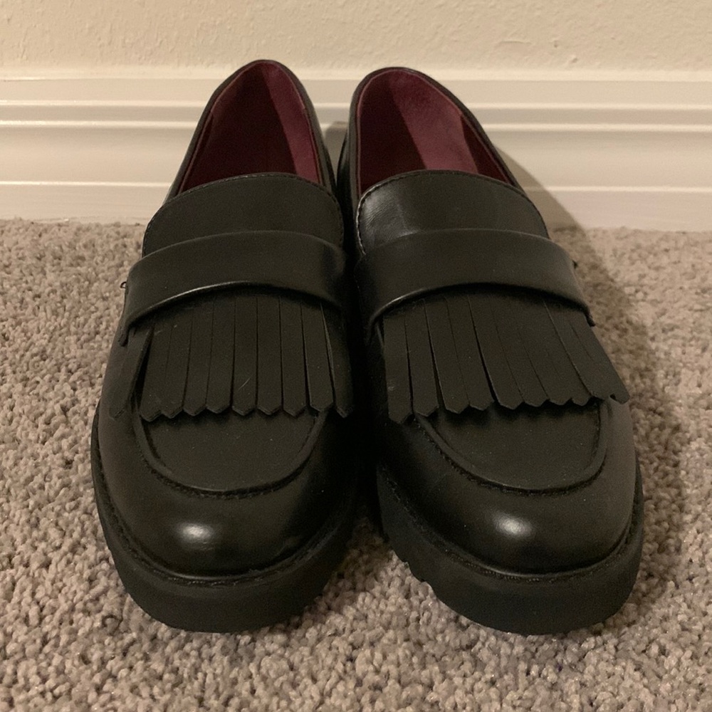Women’s stylish loafers